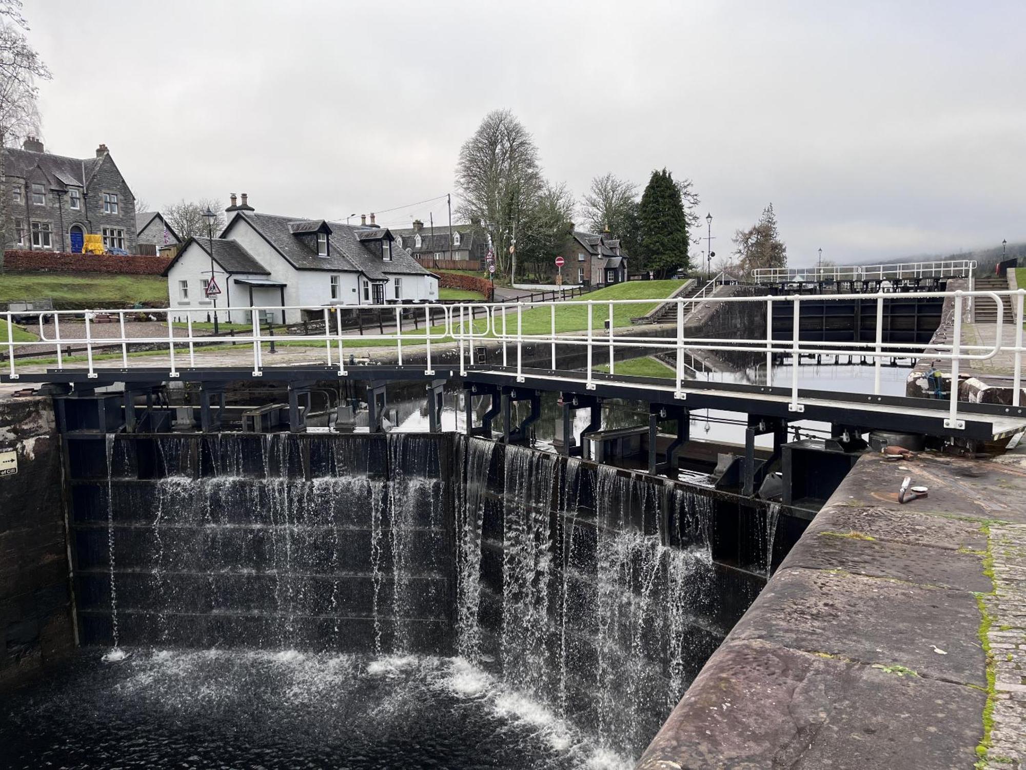 The Classrooms, Loch Ness Abbey - 142M2 Lifestyle & Heritage Apartment - Pool & Spa - The Highland Club - Resort On Lake Shores Fort Augustus Extérieur photo